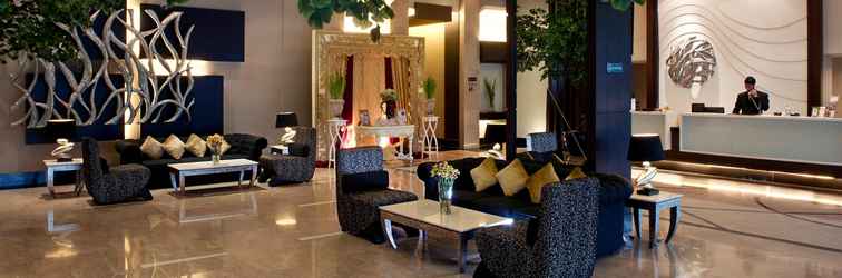 Lobby Grand Zuri Hotel Cikarang Jababeka