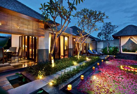 수영장 The Khayangan Dreams Villa Seminyak