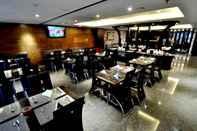 Bar, Kafe, dan Lounge Hotel Continent Centrepoint Makassar