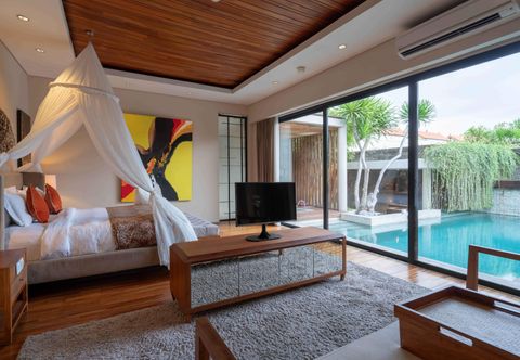 Bedroom Berry Amour Romantic Villas