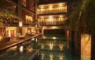 สระว่ายน้ำ 3 D'Anaya Hotel Bogor
