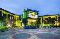 ภายนอกอาคาร PrimeBiz Hotel Karawang