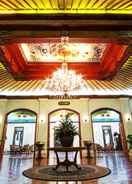 LOBBY Kusuma Sahid Prince Hotel