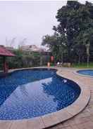 SWIMMING_POOL 