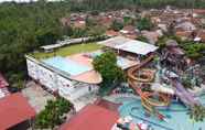 Swimming Pool 7 Surya Yudha Park Banjarnegara