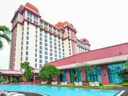 Redtop Hotel & Convention Center, SGD 86