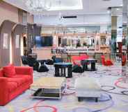 Bar, Cafe and Lounge 4 Horison Grand Serpong