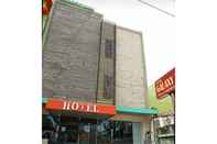 Bangunan Hotel Galaxy Inn Baubau