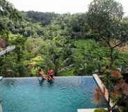 Swimming Pool 2 Green View Private Villas