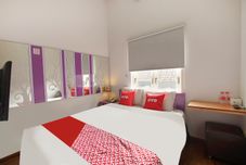 寝室 FIF-FA Hotel Syariah