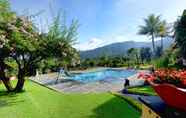 Swimming Pool 6 The Jayakarta Cisarua Inn & Villas