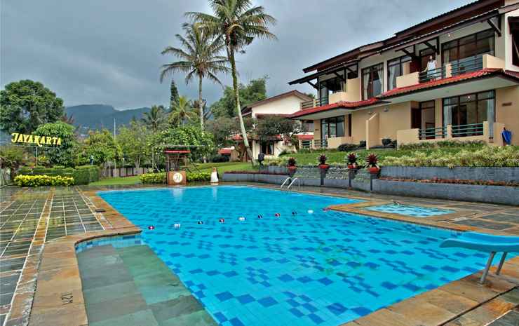 The Jayakarta Cisarua - Bungalow 3 Bedroom Pool View Room Only