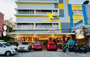 ภายนอกอาคาร 2 Avira Hotel Makassar - Panakkukang