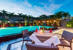 สระว่ายน้ำ 6 The Banyumas Villa