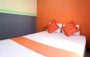 Kamar Tidur 5 Hotel Hollywood