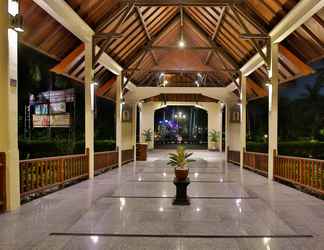 Lobi 2 The Jayakarta Lombok Beach Resort & Spa