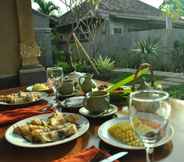 Restaurant 4 Trijaya Guest House