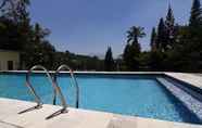 Hồ bơi 4 Albero Convention Hotels & Resort