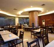 Restoran 3 Kedaton Hotel