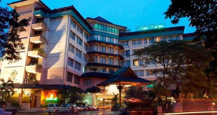 Luar Bangunan Kedaton Hotel