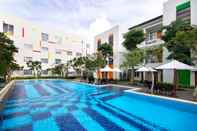 Swimming Pool The Victoria Hotel Yogyakarta