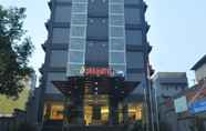 Exterior 2 Dreamtel Jakarta