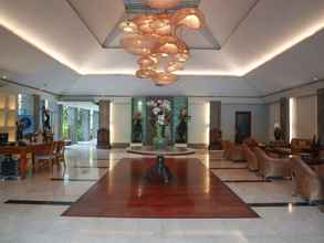 Lobby 4 The Cakra Hotel