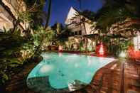 Swimming Pool Hotel Tugu Malang