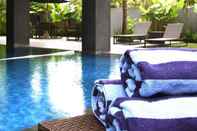 Swimming Pool Mitra Hotel Bandung