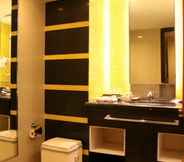 ห้องน้ำภายในห้อง 5 Gran Puri Manado