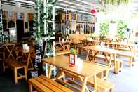 Quầy bar, cafe và phòng lounge Hotel Lingga Bandung