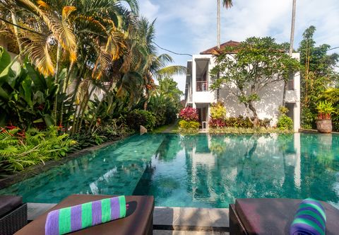 Swimming Pool Pertiwi Bisma 2
