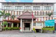 Bangunan Hotel Grand Santhi