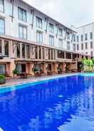 SWIMMING_POOL Hotel Grand Santhi