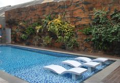 Swimming Pool 4 Hotel Arjuna Yogyakarta