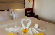 Kamar Tidur 5 Lv8 Resort Hotel
