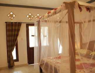 Kamar Tidur 2 Five Time Homestay