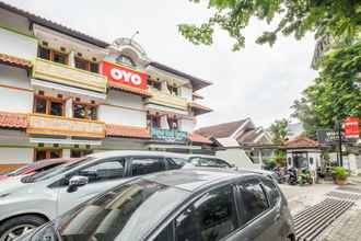 Luar Bangunan 4 OYO 1945 Hotel Bali Near RS Muhammadiyah