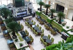 Bar, Kafe, dan Lounge 6 Surabaya Suites Hotel Powered by Archipelago