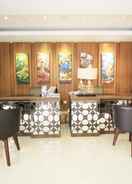 LOBBY Hotel Pyrenees Jogja