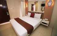 Kamar Tidur 7 Hotel Pyrenees Jogja