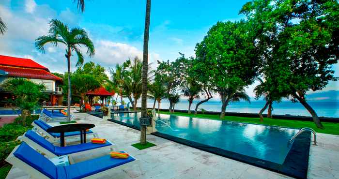 Kolam Renang Puri Saron Baruna Beach Cottages