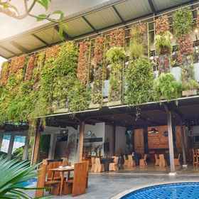 Swimming Pool 1 Patra Bandung Hotel, Mountain View Golf Course 酒店