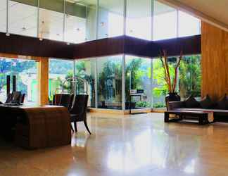 Lobi 2 Arch Hotel Bogor