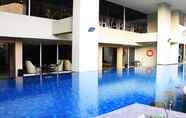 Hồ bơi 3 Arch Hotel Bogor