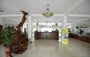 Lobby 5 Hotel Pacific Surabaya