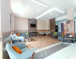 Lobby 2 eL Hotel Malang 