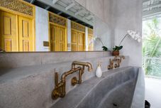 Common Space Bisma Eight