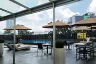 Swimming Pool The Arista Hotel Palembang