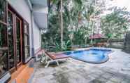 Swimming Pool 3 Puri Saron Madangan Hotel